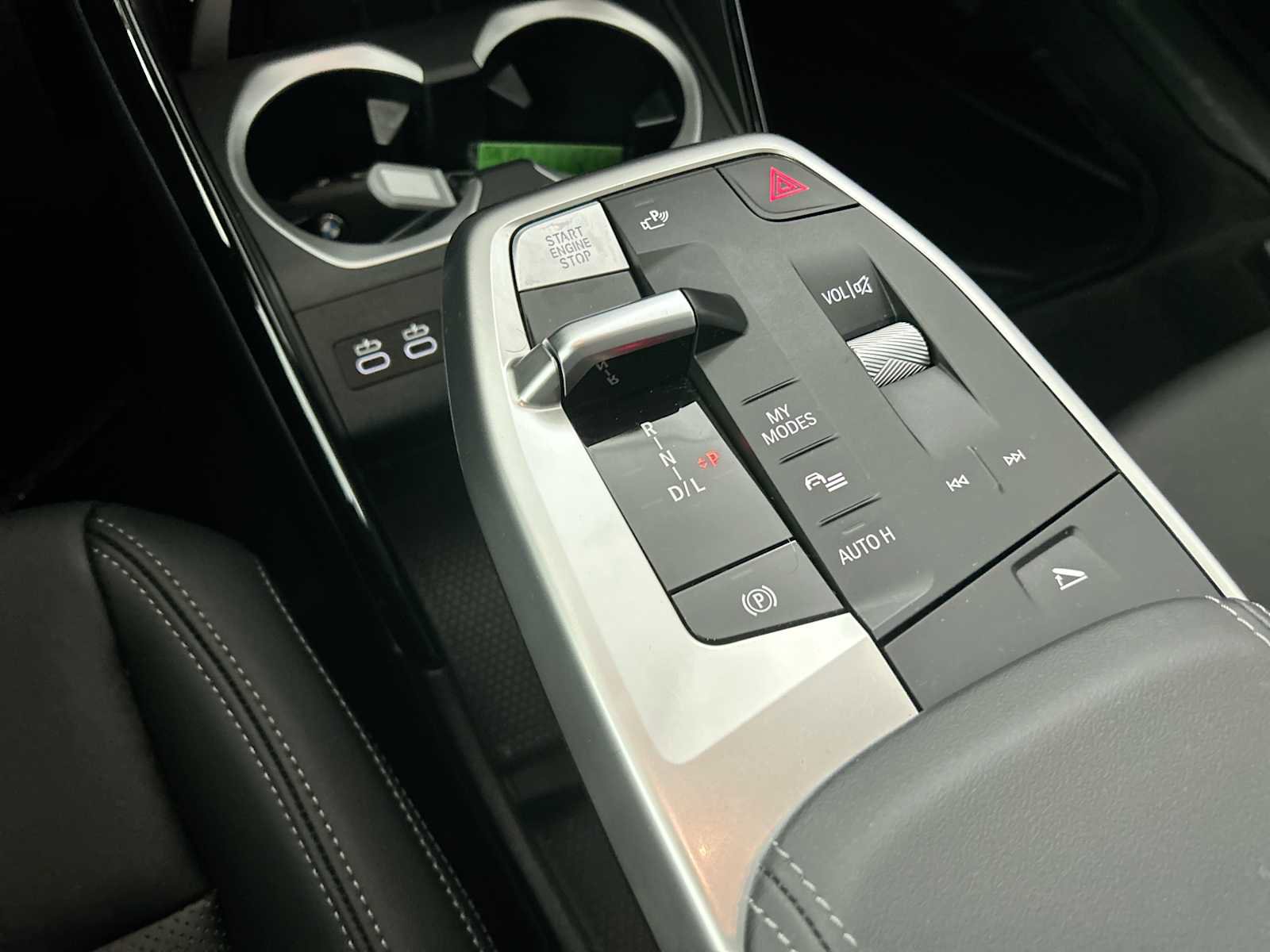 Used 2025 BMW X1 xDrive28i w/ Convenience Package image 21