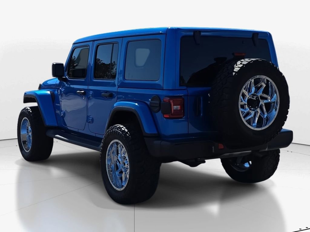 Used 2024 Jeep Wrangler Sahara image 7