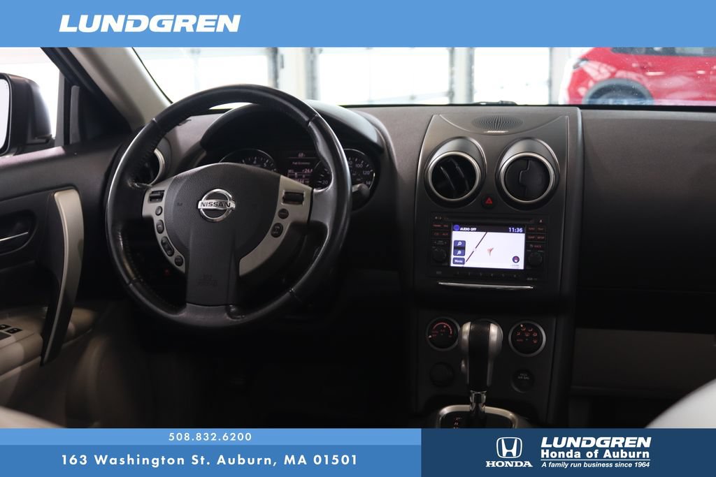 Used 2012 Nissan Rogue SL AWD/4WD image 4