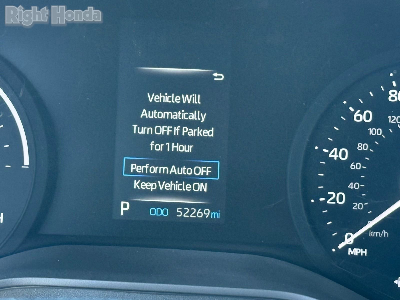 Used 2024 Toyota Sienna XLE FWD image 20
