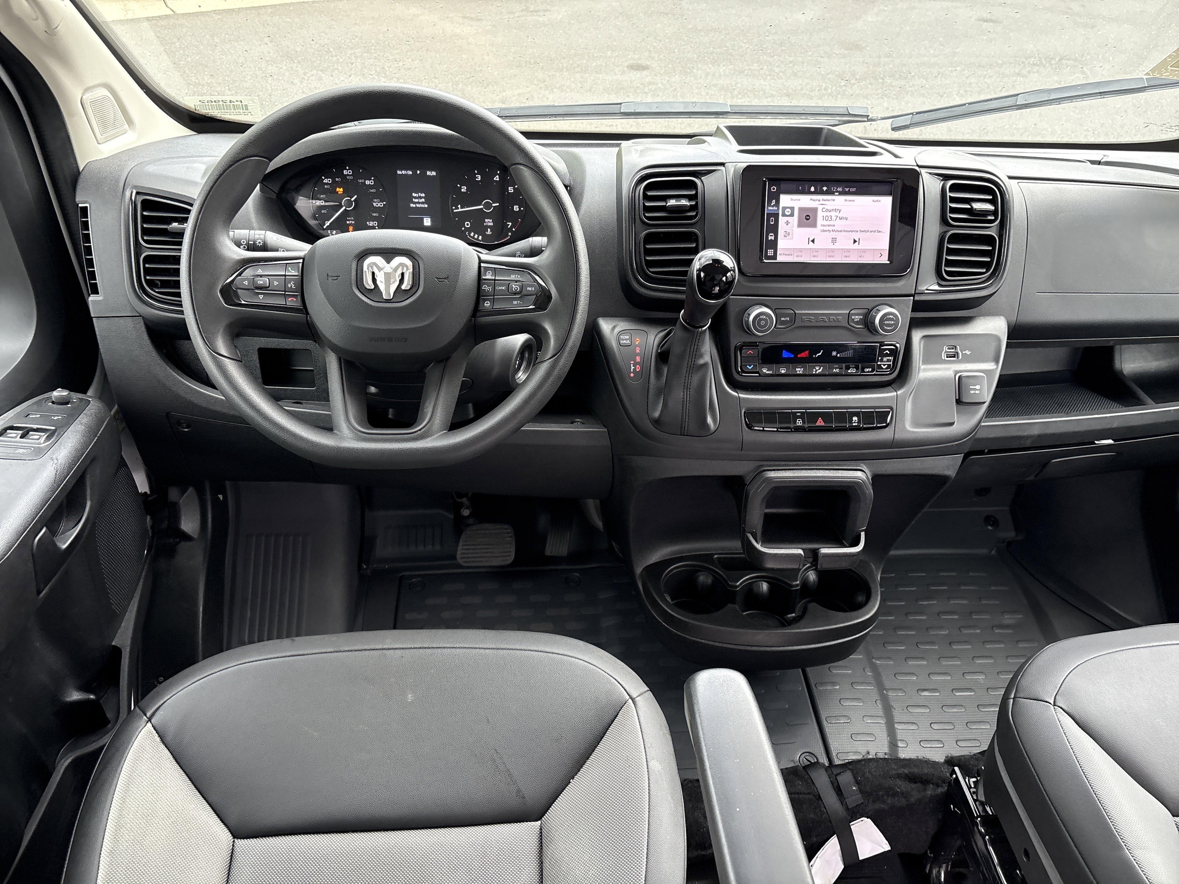 Used 2025 RAM ProMaster 2500 w/ Convenience Group FWD image 19