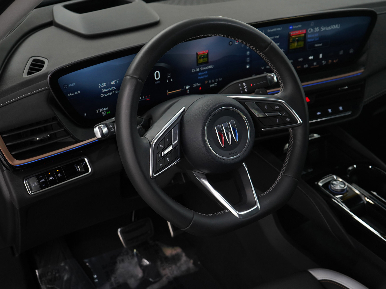 Used 2025 Buick Envision Sport Touring image 19