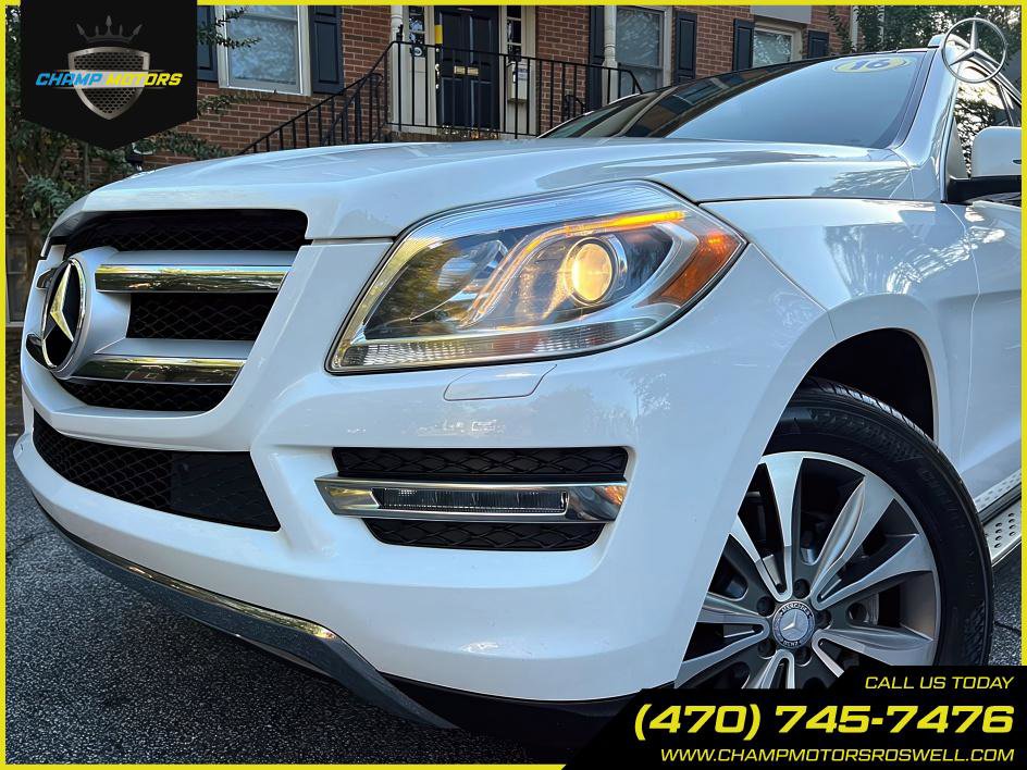 Used 2016 Mercedes-Benz GL 450 4MATIC image 2