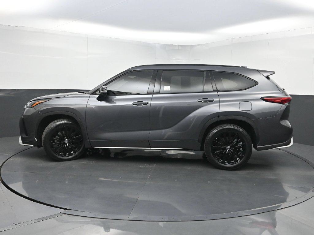 Used 2023 Toyota Highlander XSE FWD image 43