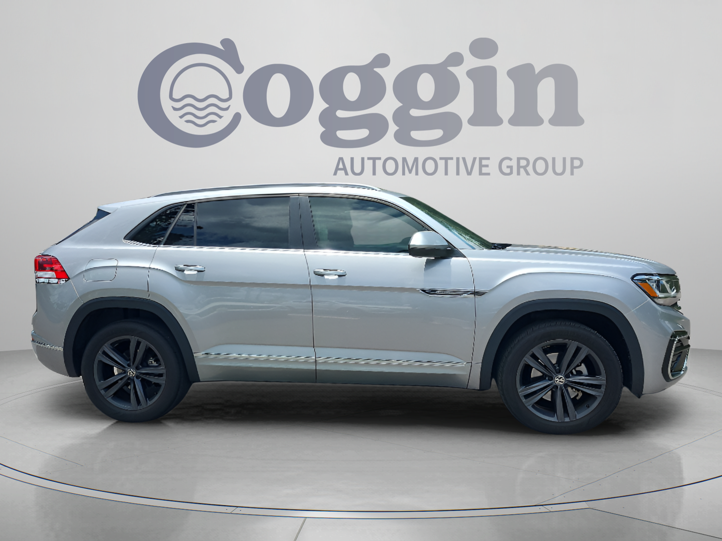 Used 2020 Volkswagen Atlas Cross Sport SE FWD image 6