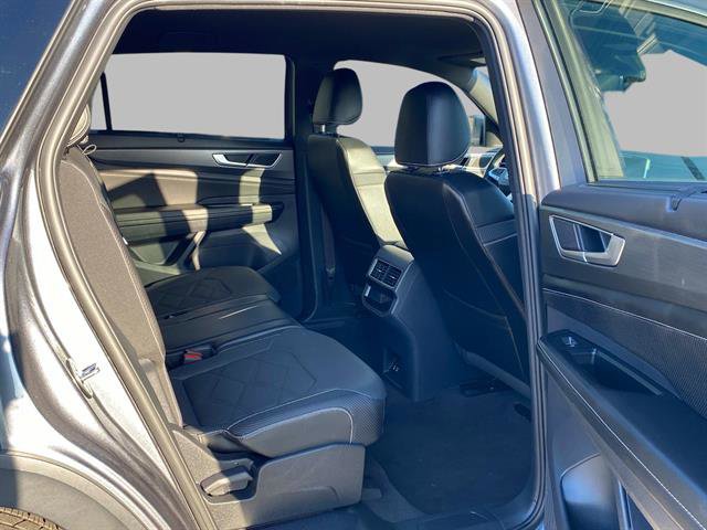 Used 2024 Volkswagen Atlas Cross Sport SE image 10