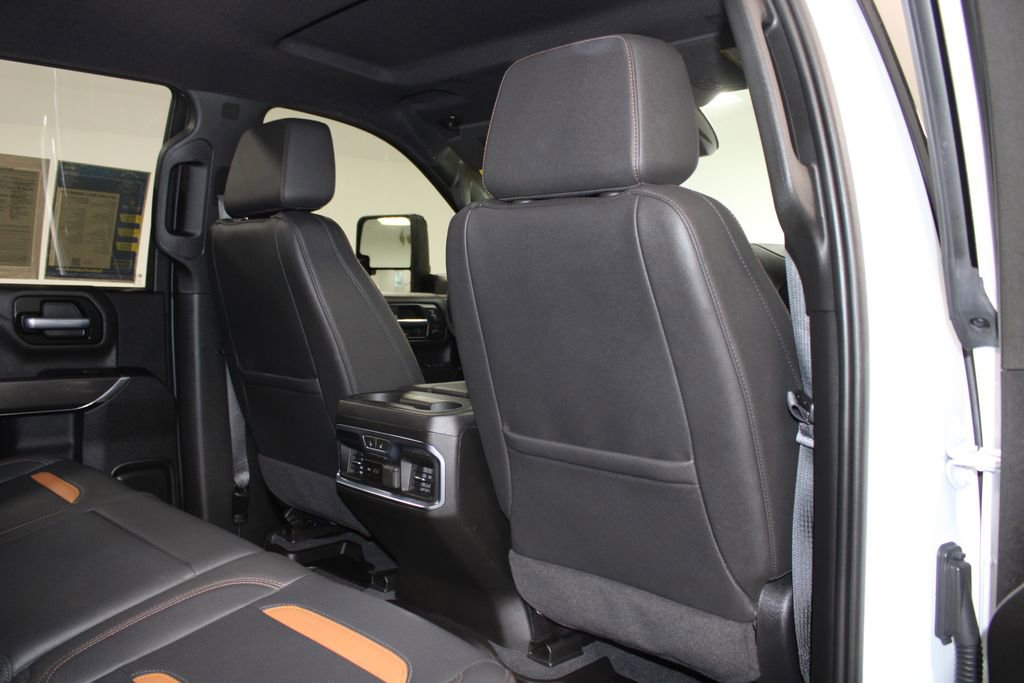 Used 2022 GMC Sierra 2500 AT4 w/ AT4 Preferred Package image 34