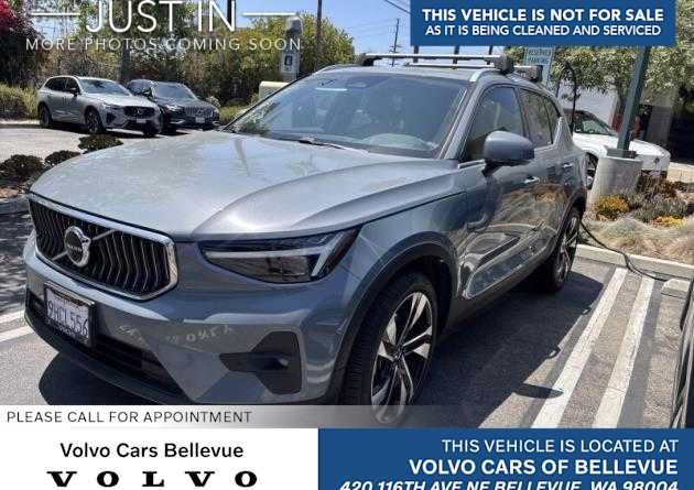 Used 2023 Volvo XC40 B5 Ultimate w/ Protection Package Premier