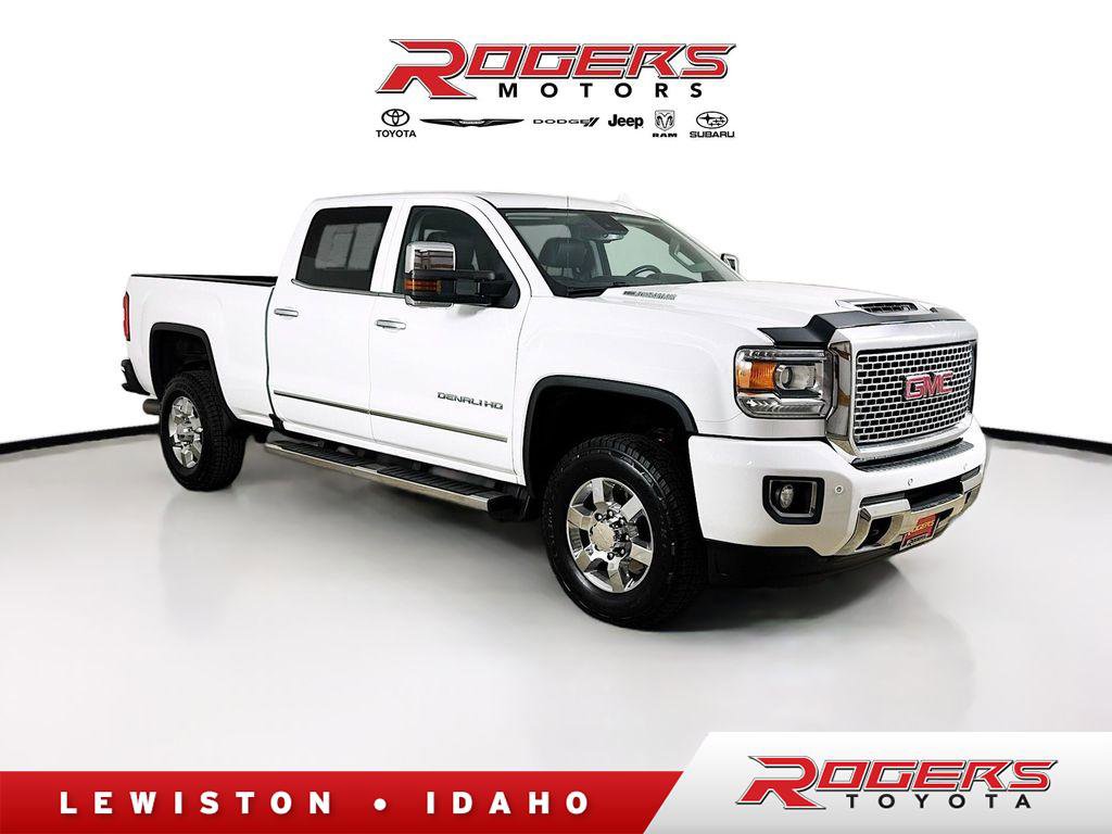 Used 2017 GMC Sierra 3500 Denali w/ Suspension Package, Off-Road AWD/4WD video 1
