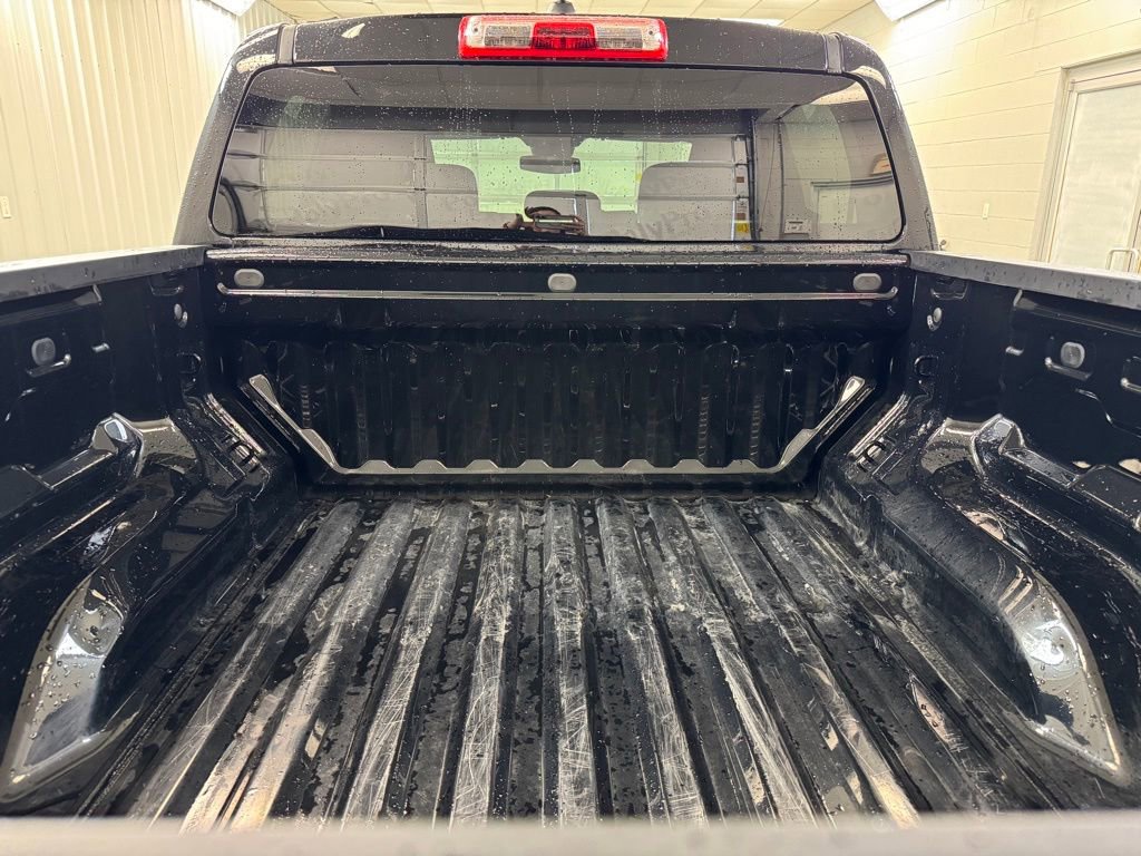 Used 2024 Chevrolet Colorado W/T image 22