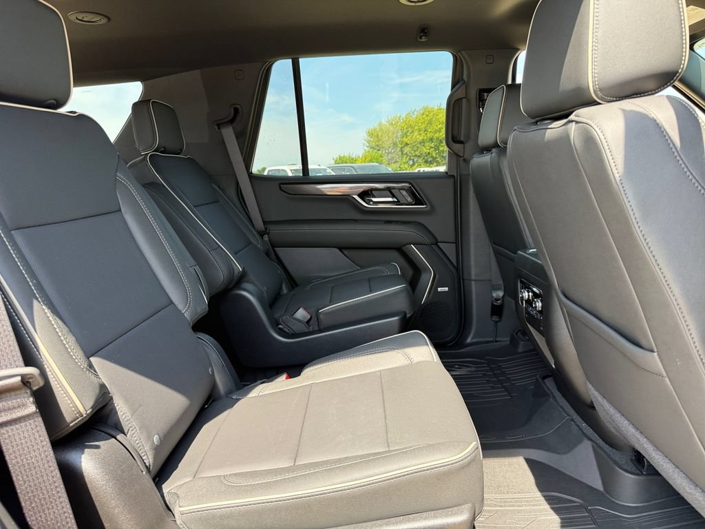 New 2026 GMC Yukon Elevation w/ LPO, Floor Liner Package AWD/4WD image 41