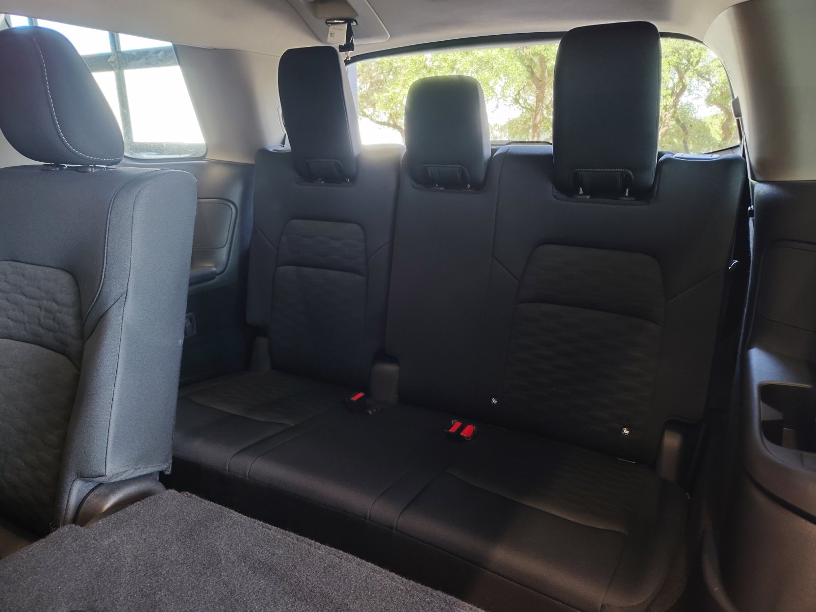 Certified 2026 Nissan Pathfinder SV FWD image 25