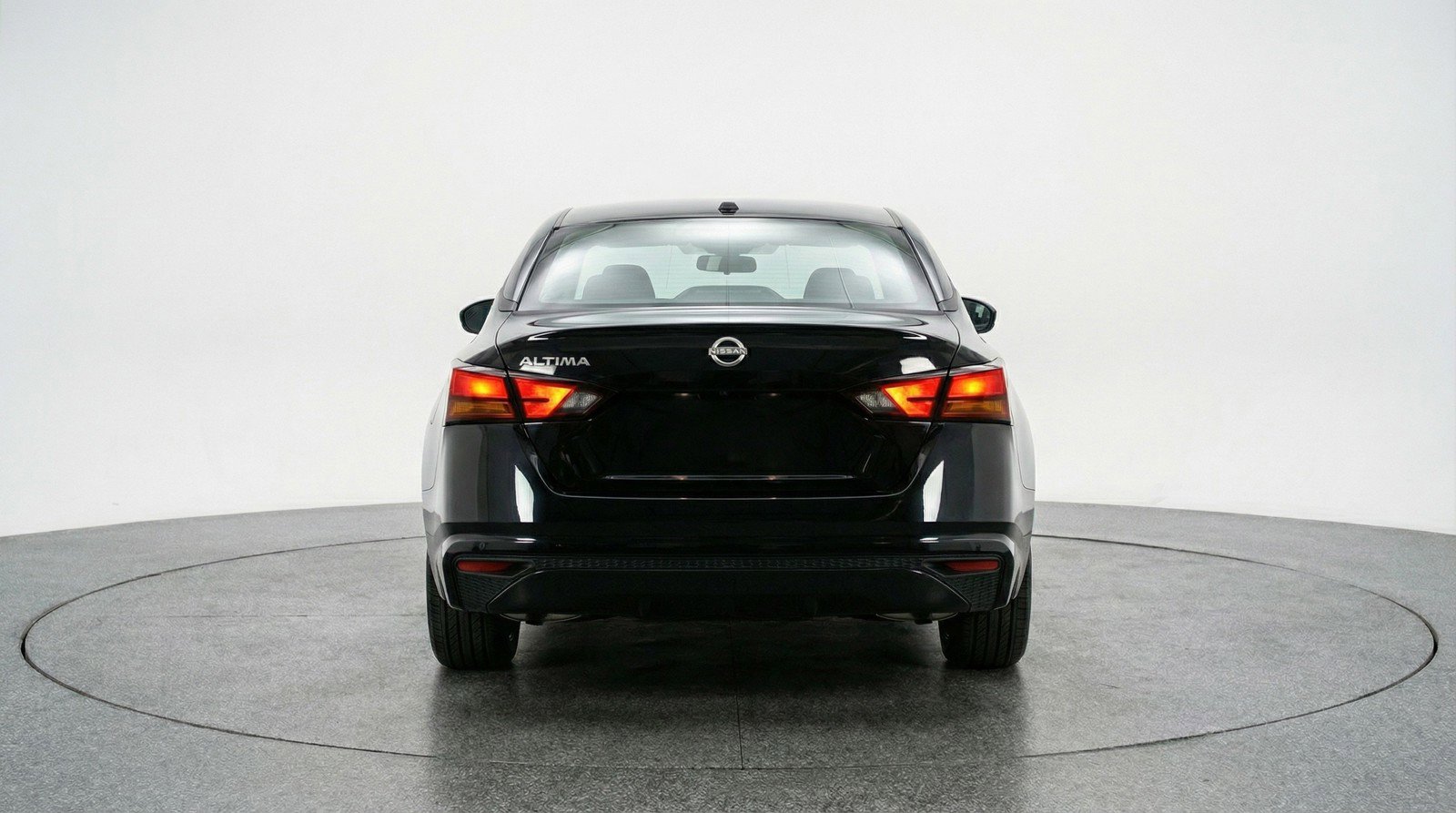Used 2025 Nissan Altima 2.5 SV image 7