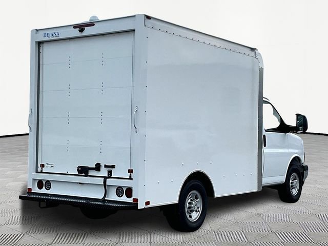 New 2025 Chevrolet Express 3500 w/ Power Convenience Package image 6