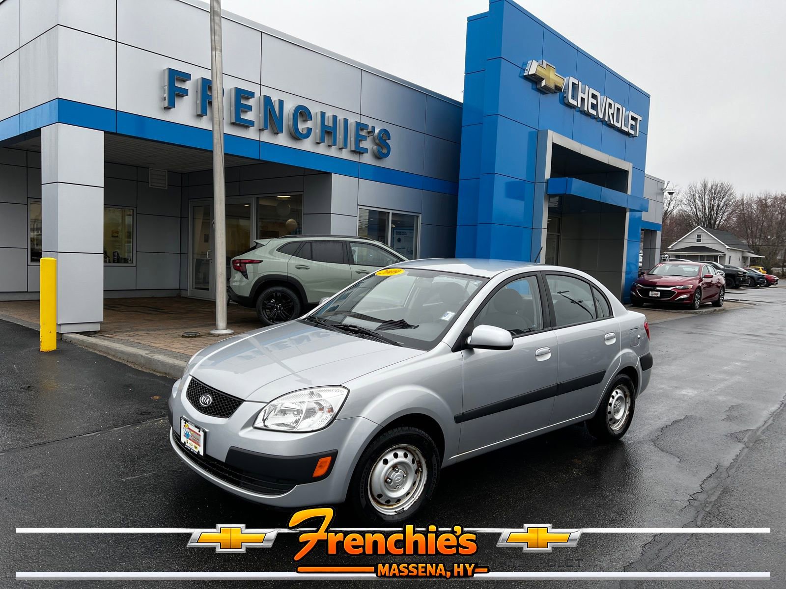 Used 2009 Kia Rio Sedan FWD image 1