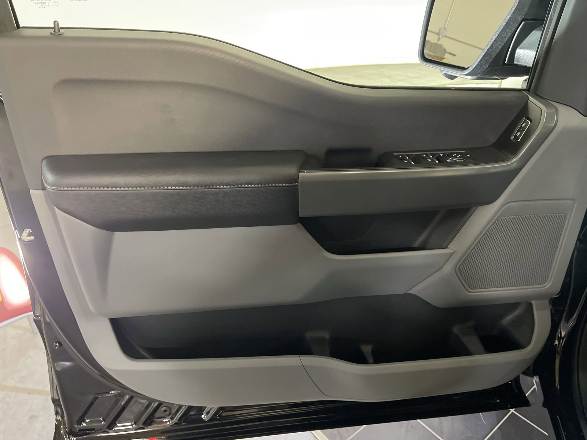 New 2024 Ford F150 Lightning Pro w/ Tow Technology Package image 17