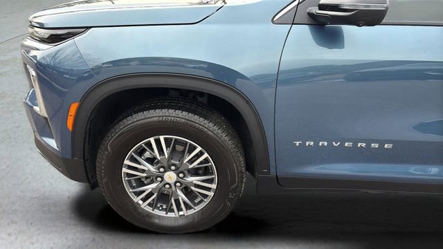 Used 2026 Chevrolet Traverse LT w/ Driver Confidence Package image 34