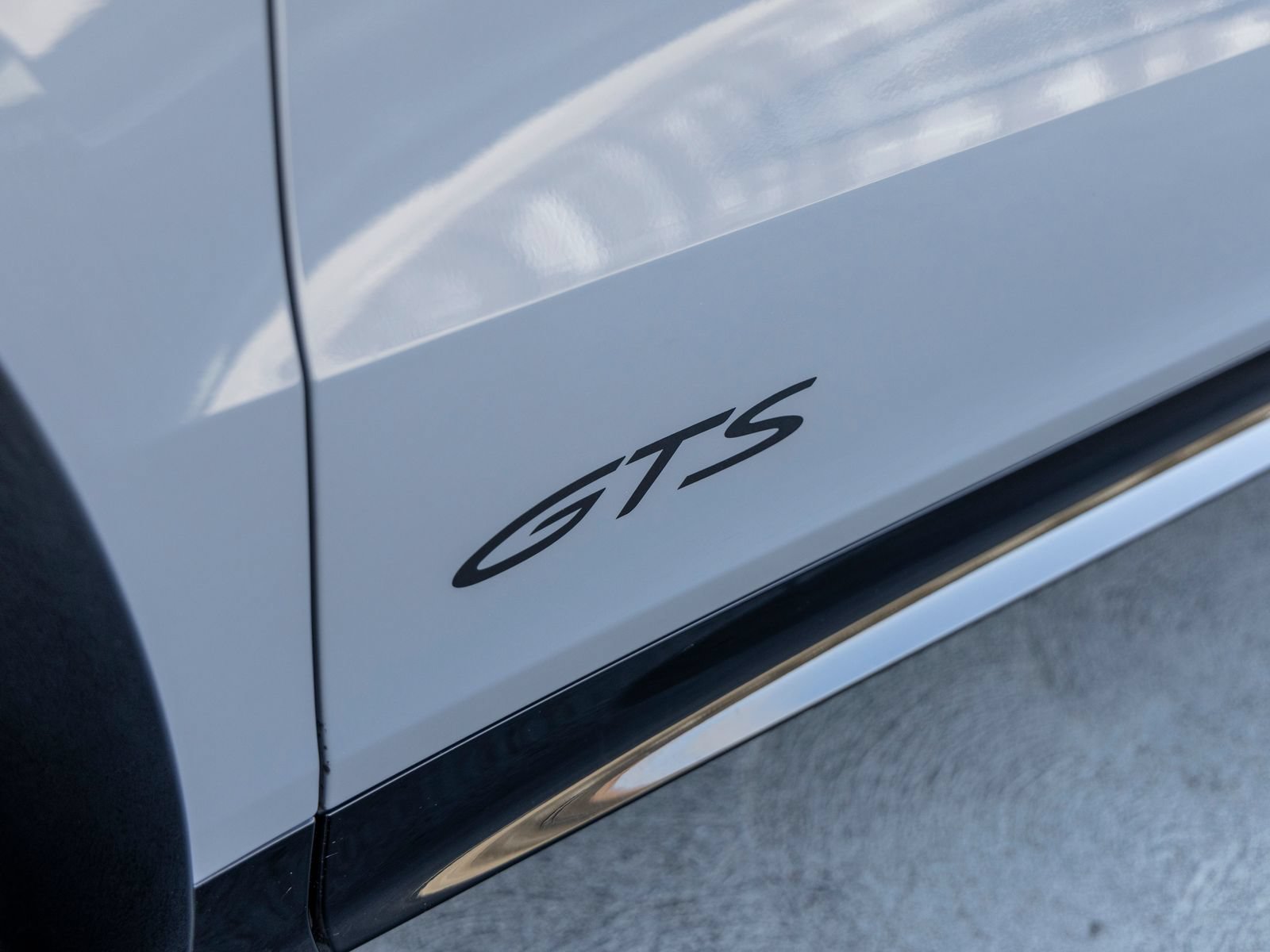 Certified 2026 Porsche Cayenne GTS AWD/4WD image 19