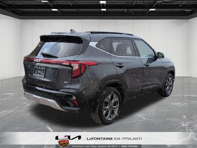 Used 2024 Kia Seltos S AWD/4WD image 8