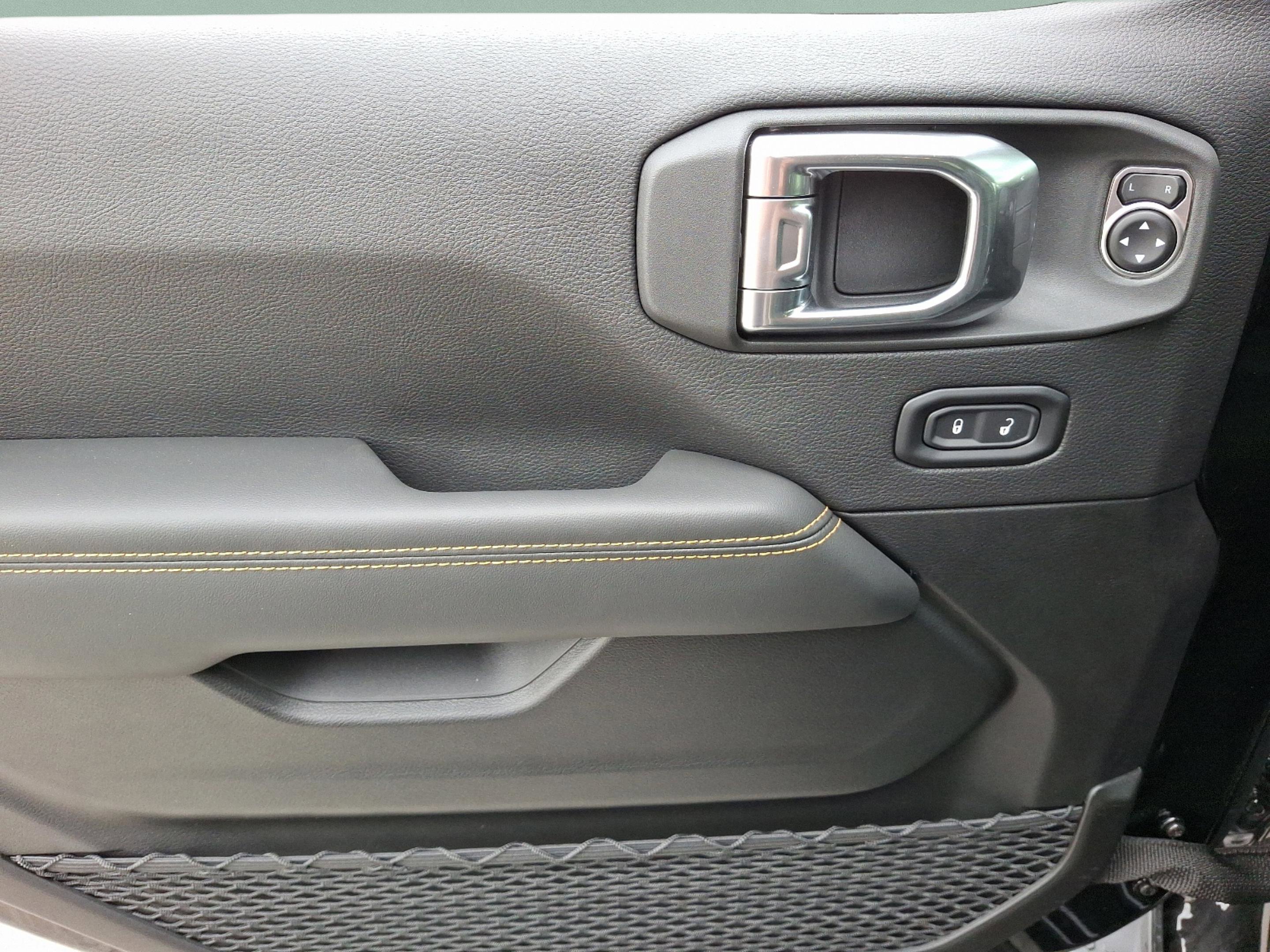 New 2025 Jeep Wrangler Sahara w/ Technology Group image 7