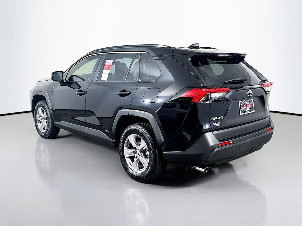 New 2025 Toyota RAV4 XLE image 7