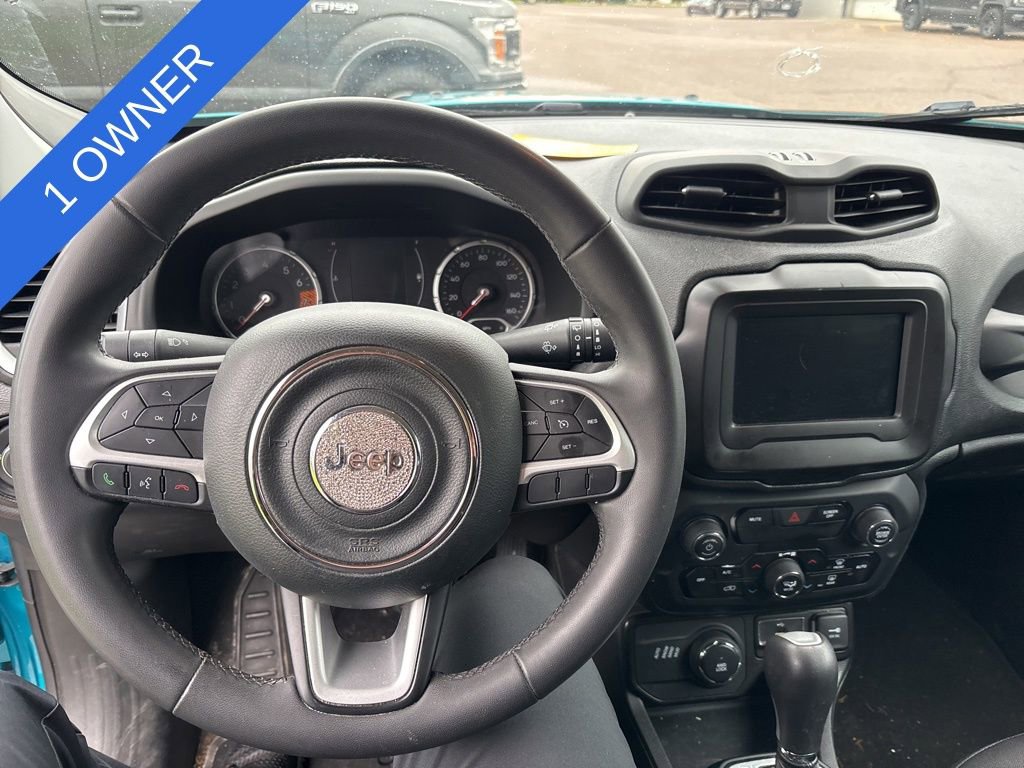 Used 2020 Jeep Renegade Latitude AWD/4WD image 5
