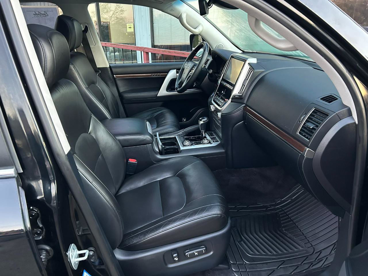 Used 2016 Toyota Land Cruiser AWD/4WD image 21