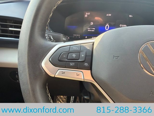 Used 2023 Volkswagen Taos SE FWD image 14