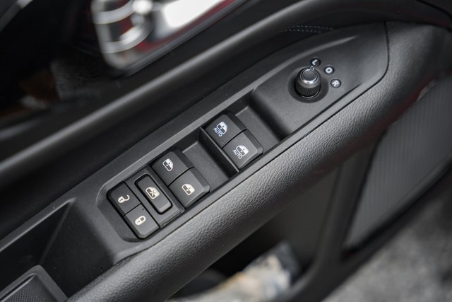 New 2026 Jeep Compass Latitude image 37