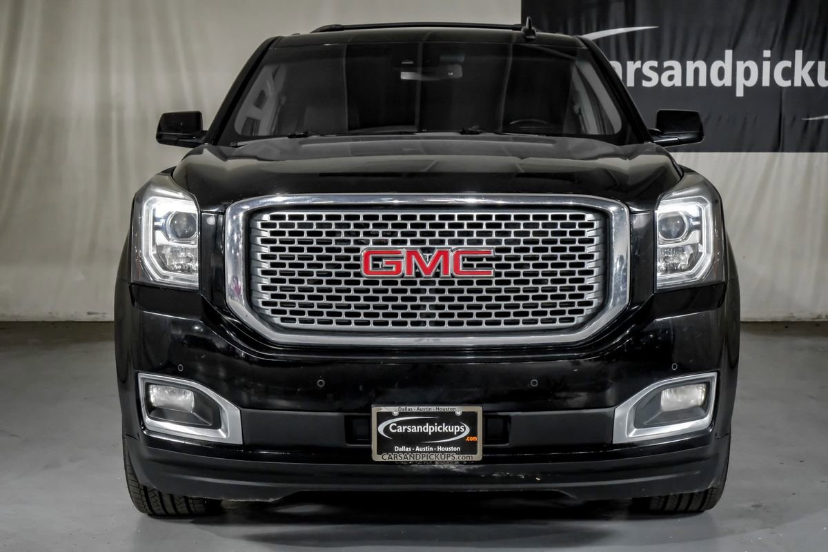 Used 2017 GMC Yukon XL Denali w/ Open Road Package AWD/4WD image 3