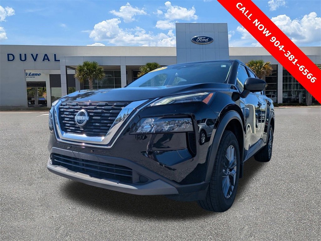 Used 2023 Nissan Rogue S image 7