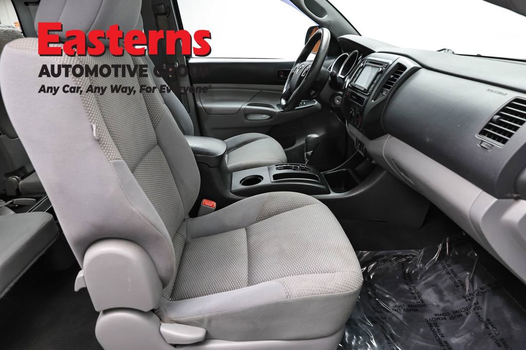 Used 2015 Toyota Tacoma 2WD Access Cab image 22
