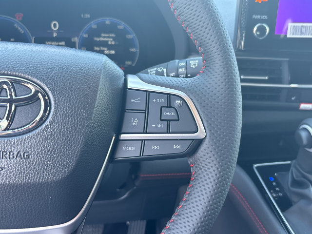 New 2026 Toyota Sienna XSE FWD image 30