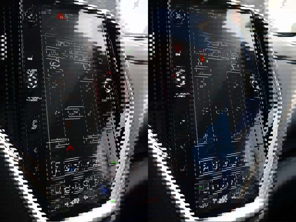 New 2025 Subaru Ascent Touring image 39