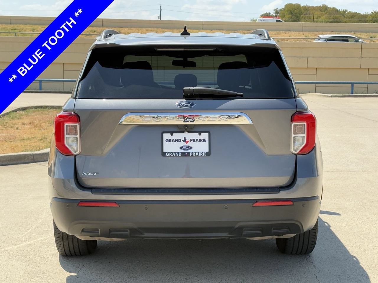 Used 2022 Ford Explorer XLT RWD image 7