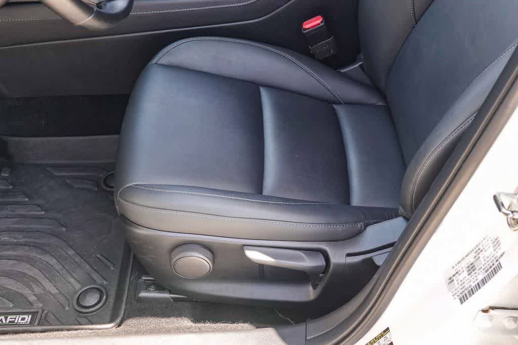 Used 2023 MAZDA CX-30 AWD 2.5 S w/ Select Package image 21