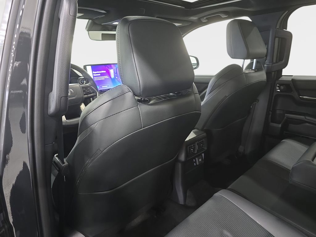 Used 2025 Toyota 4Runner Limited AWD/4WD image 12