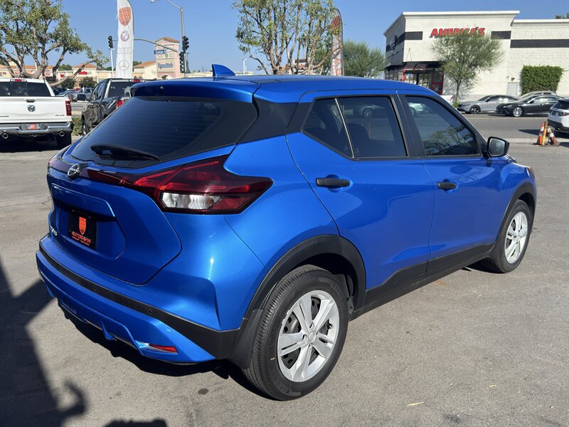 Used 2024 Nissan Kicks S FWD image 18