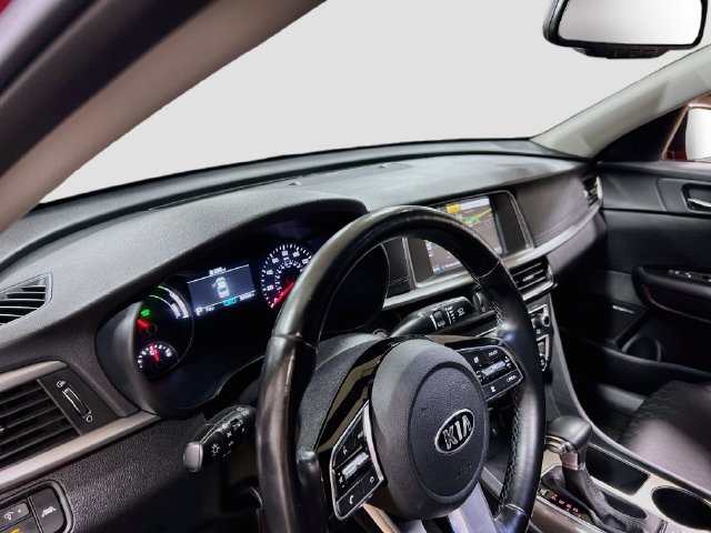 Used 2020 Kia Optima EX w/ Technology Package FWD image 9