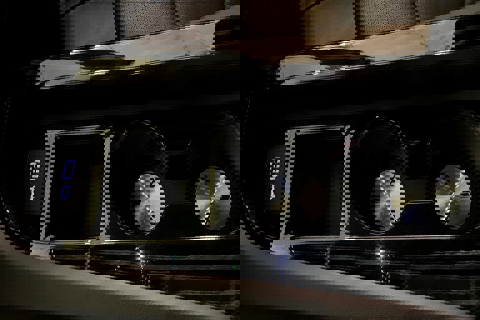 Used 2021 Cadillac Escalade Sport w/ Driver Assist Tech Package image 34