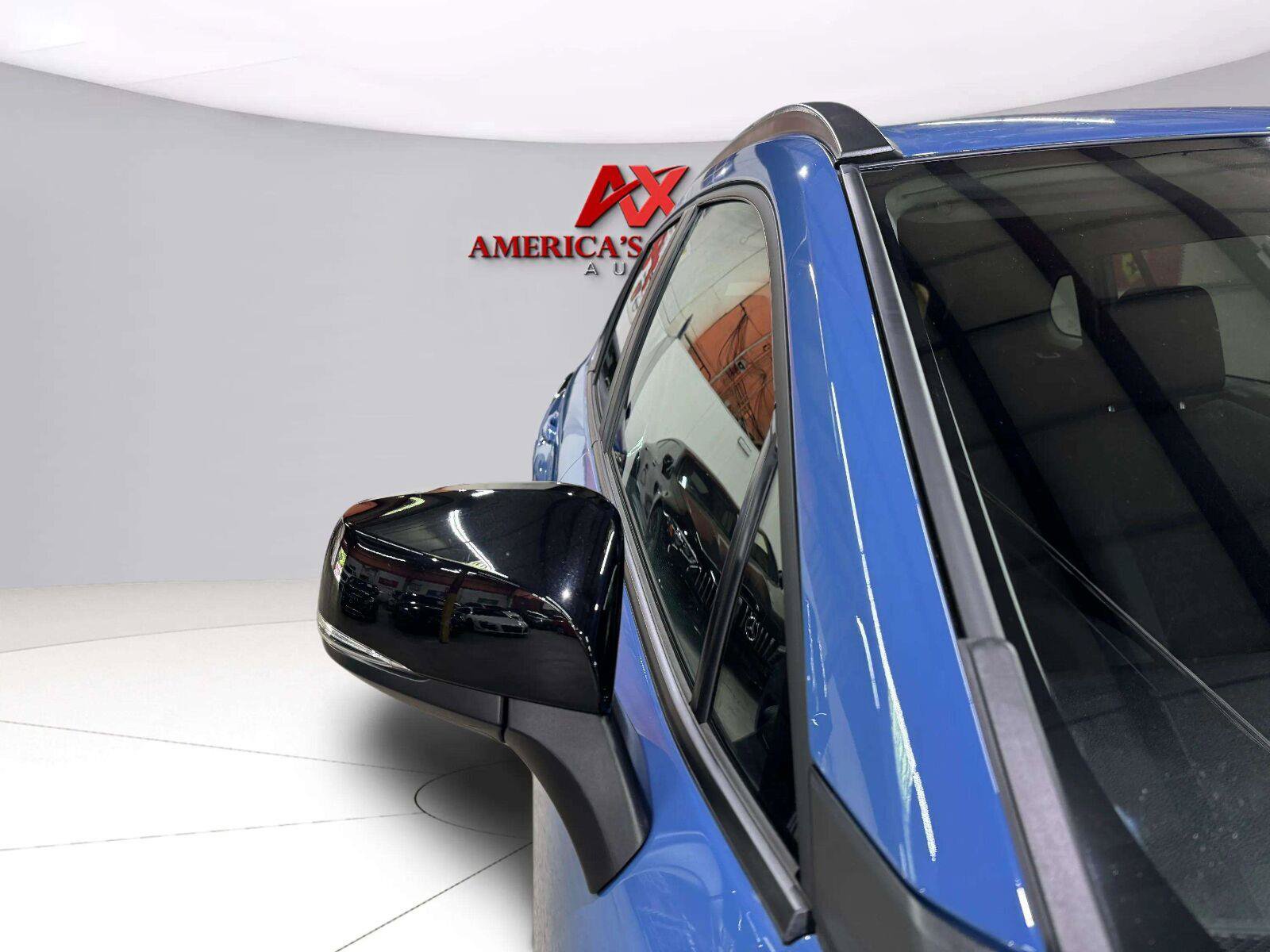 Used 2026 Toyota Corolla Cross LE AWD/4WD image 20