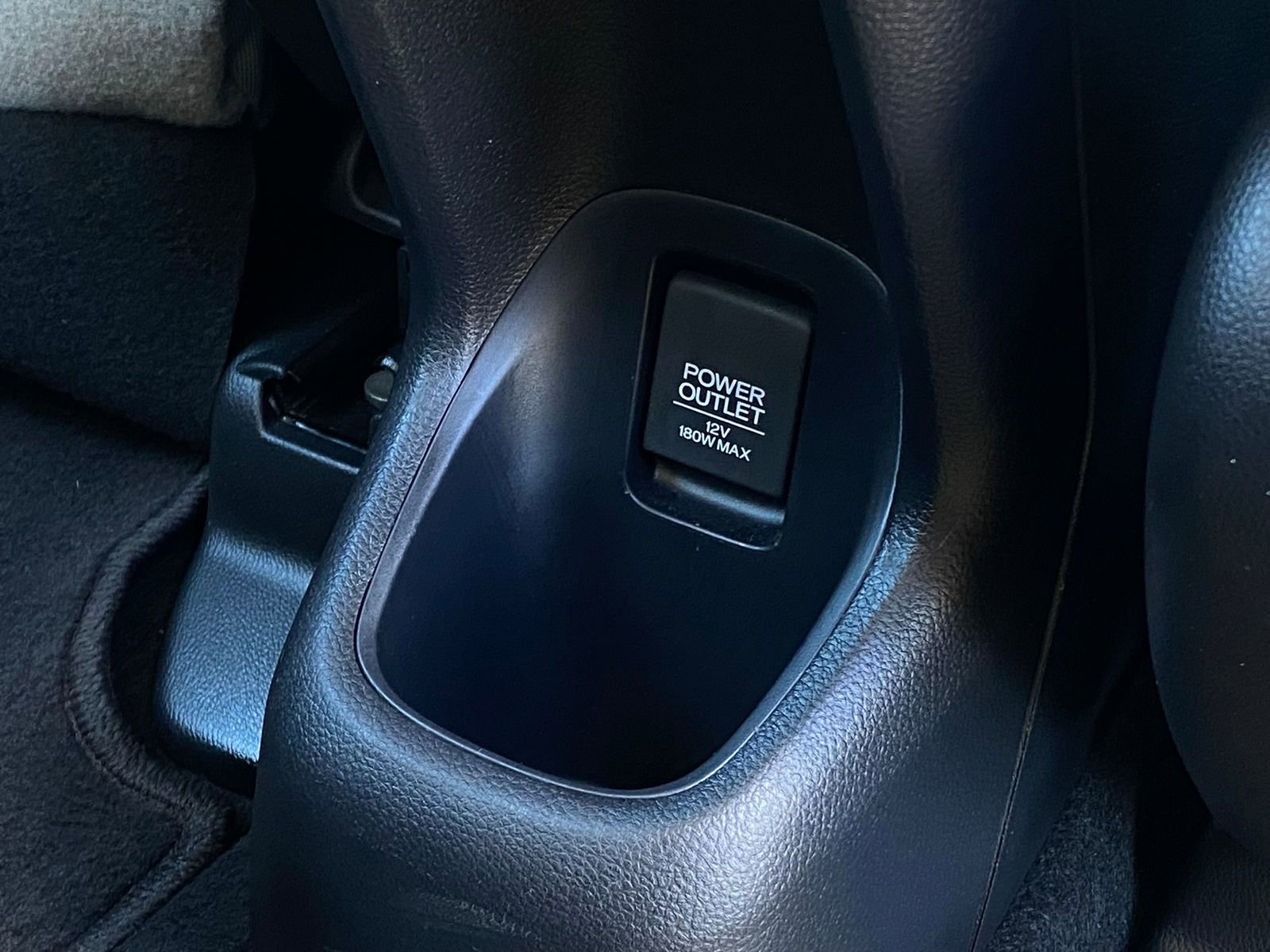 Certified 2021 Honda HR-V LX image 28