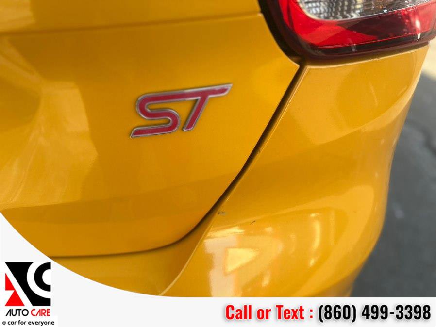 Used 2016 Ford Focus ST image 14