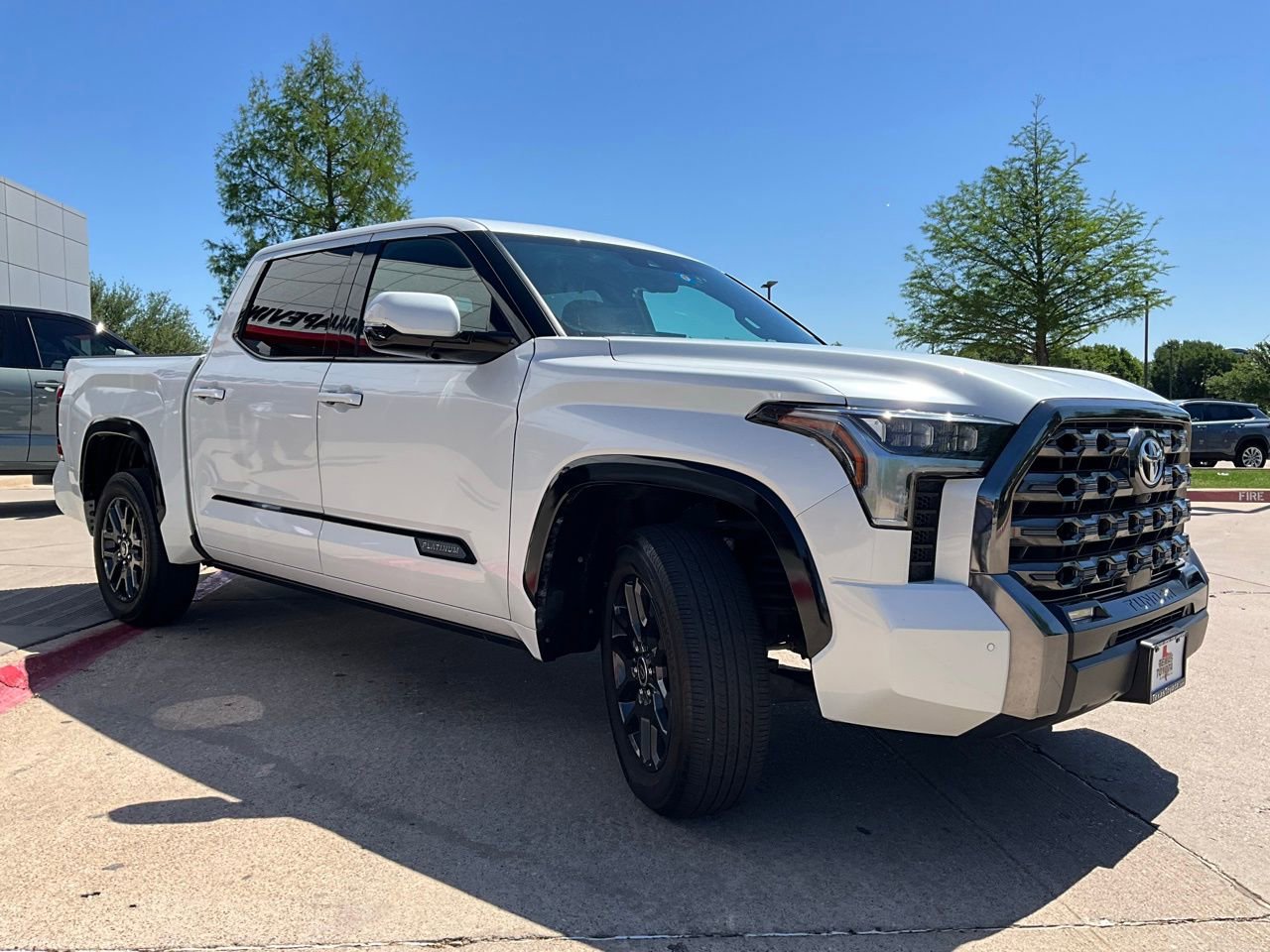 Used 2023 Toyota Tundra Platinum image 4