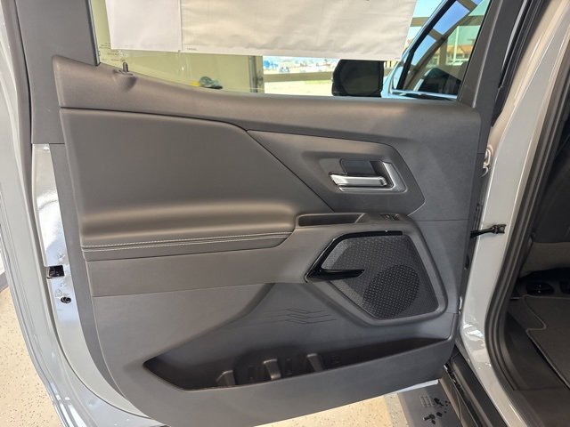 New 2026 Chevrolet Silverado EV LT w/ Plus Package image 43