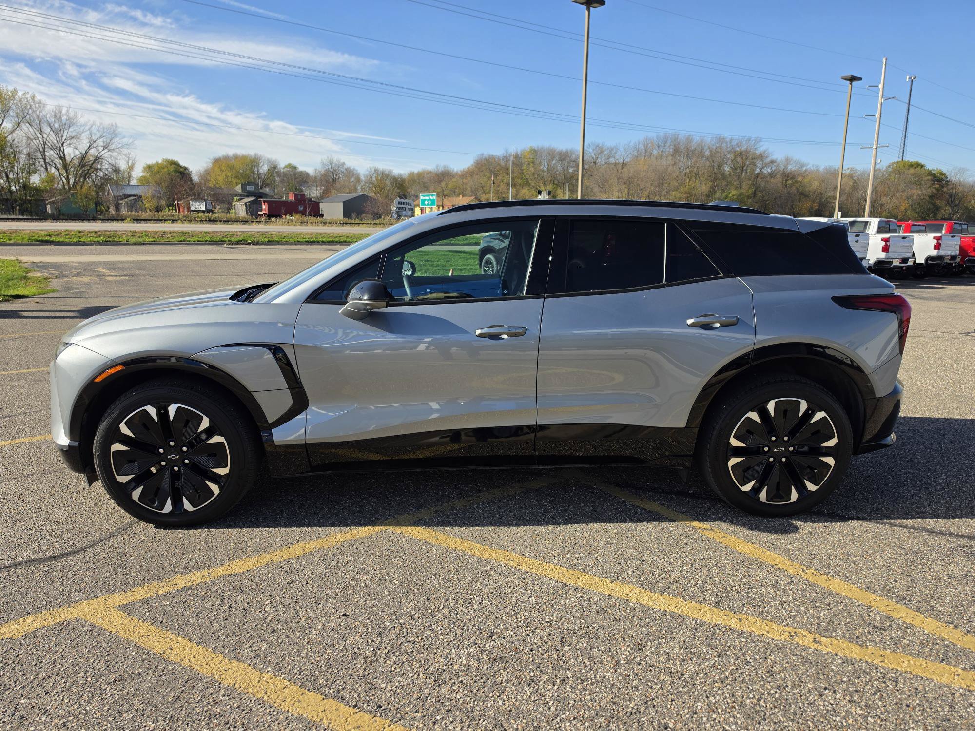 Used 2024 Chevrolet Blazer EV RS AWD/4WD image 2