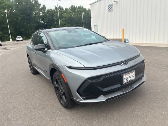 Used 2026 Chevrolet Equinox EV RS FWD image 5
