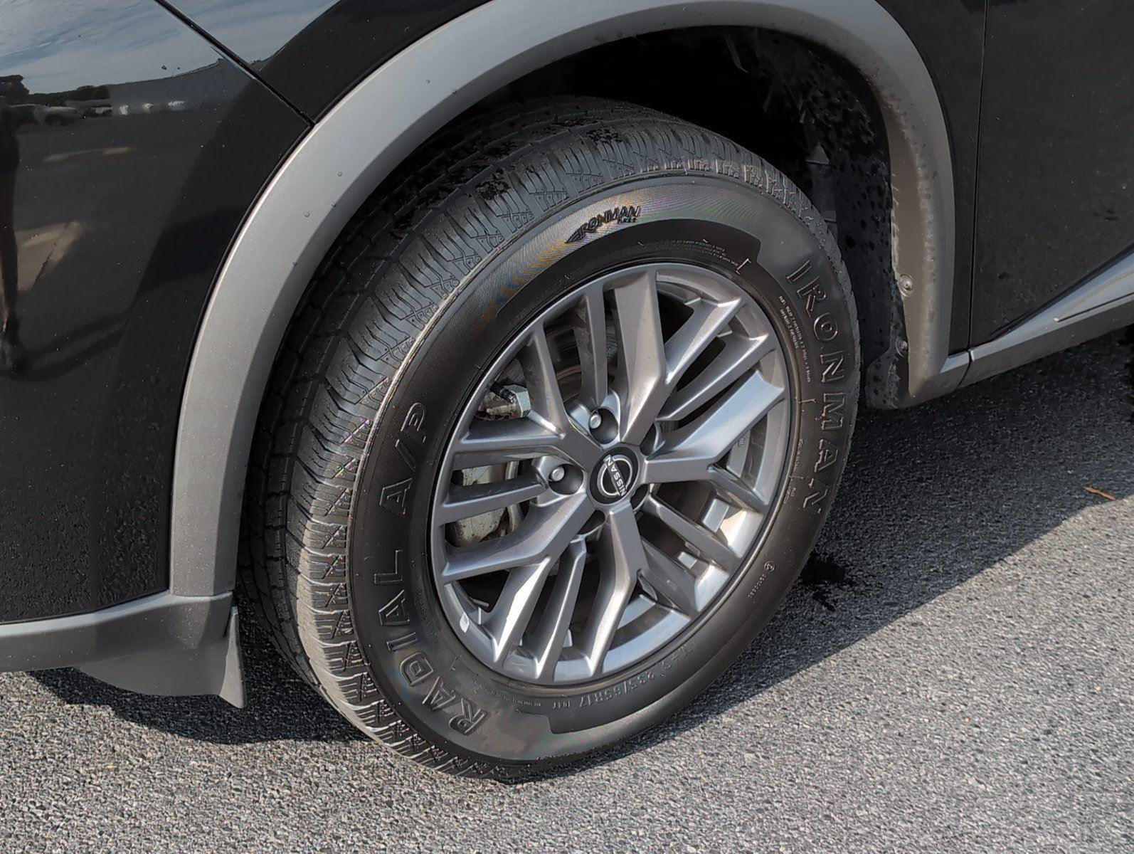 Used 2024 Nissan Rogue S AWD/4WD image 10