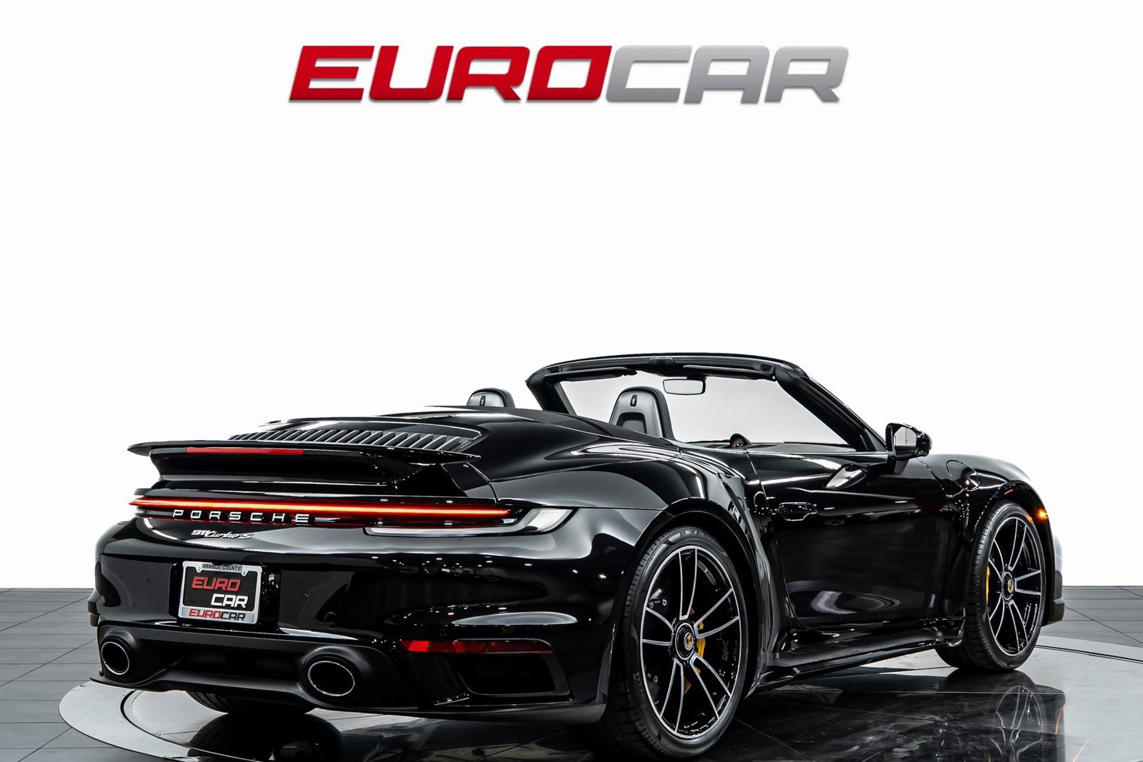 Used 2022 Porsche 911 Turbo S image 6