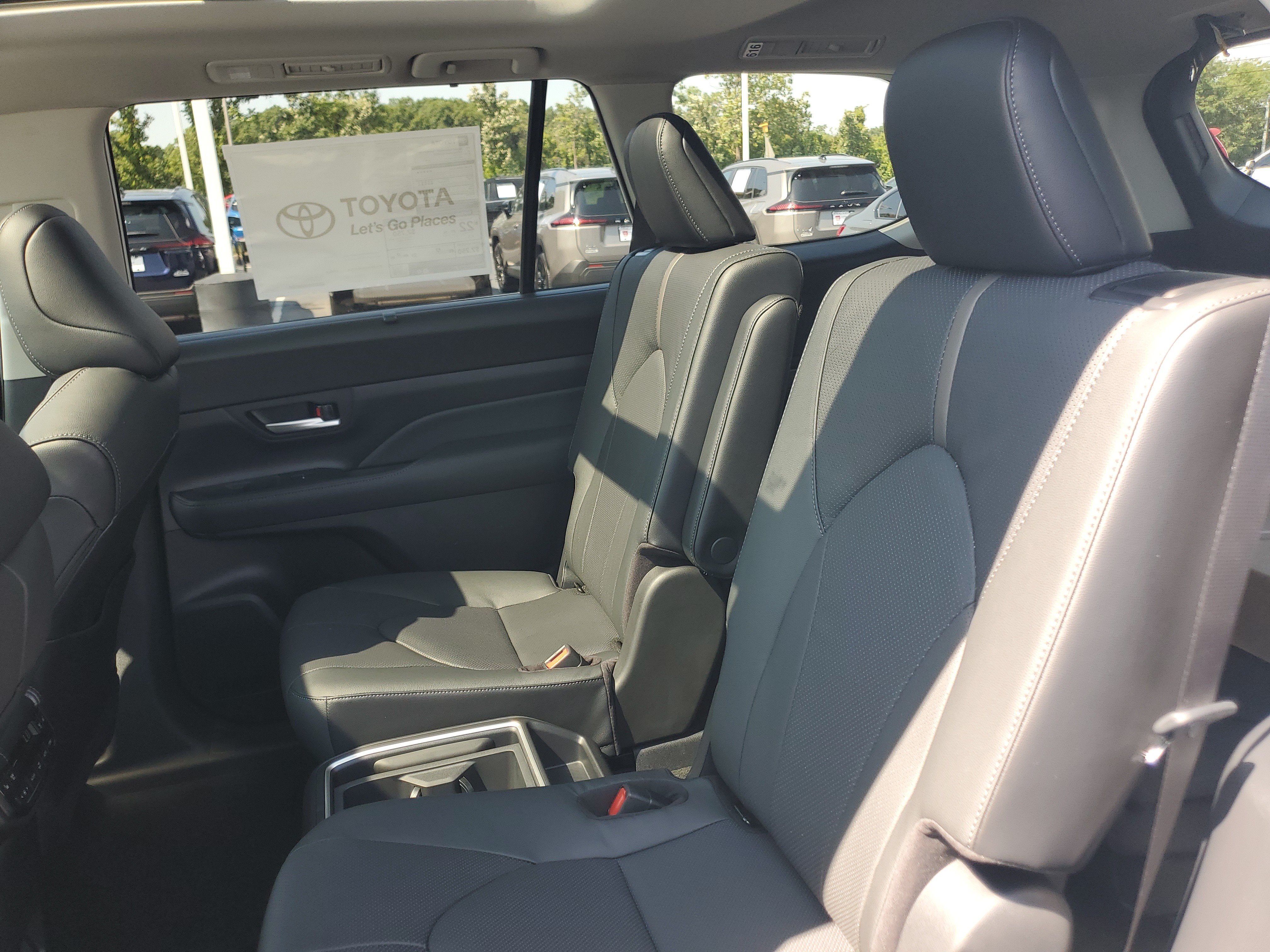 New 2026 Toyota Grand Highlander AWD image 11